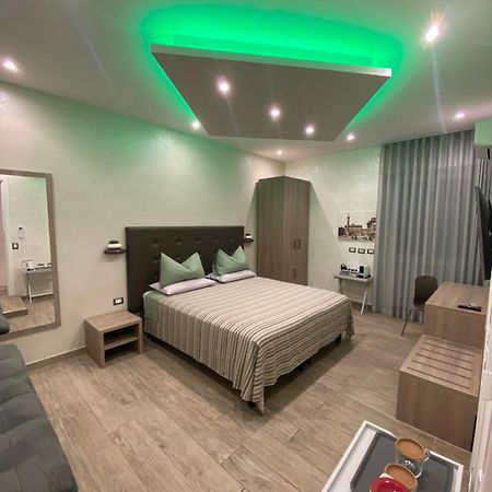 Bed and Breakfast Domus Cinecitta Rzym Zewnętrze zdjęcie