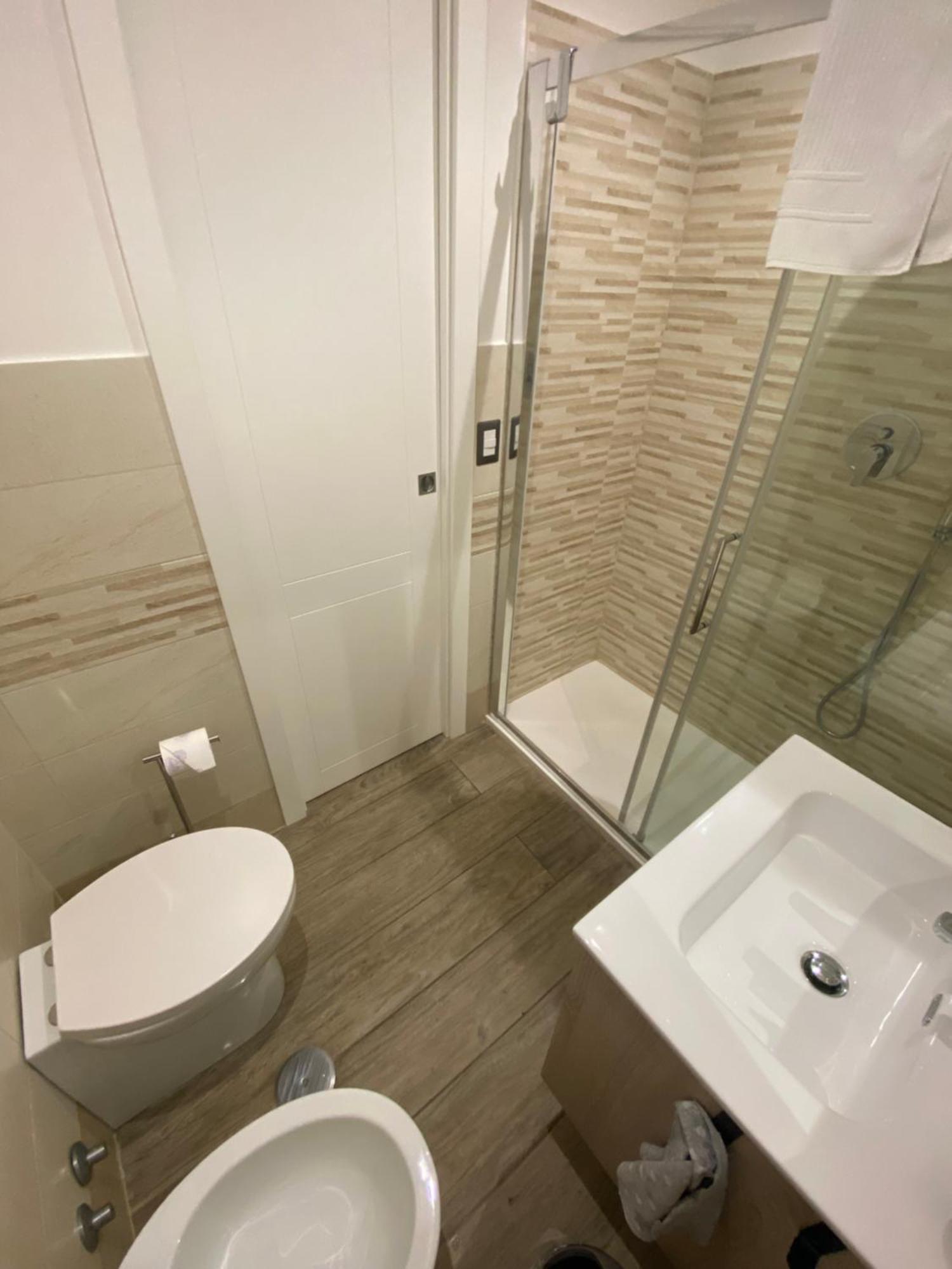 Bed and Breakfast Domus Cinecitta Rzym Zewnętrze zdjęcie